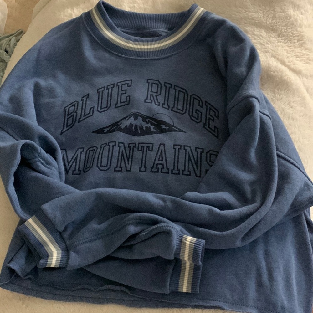 american eagle sweater